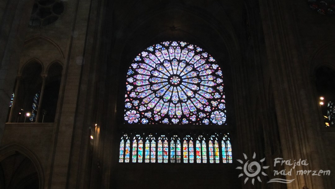 Rozeta w katedrze Notre Dame