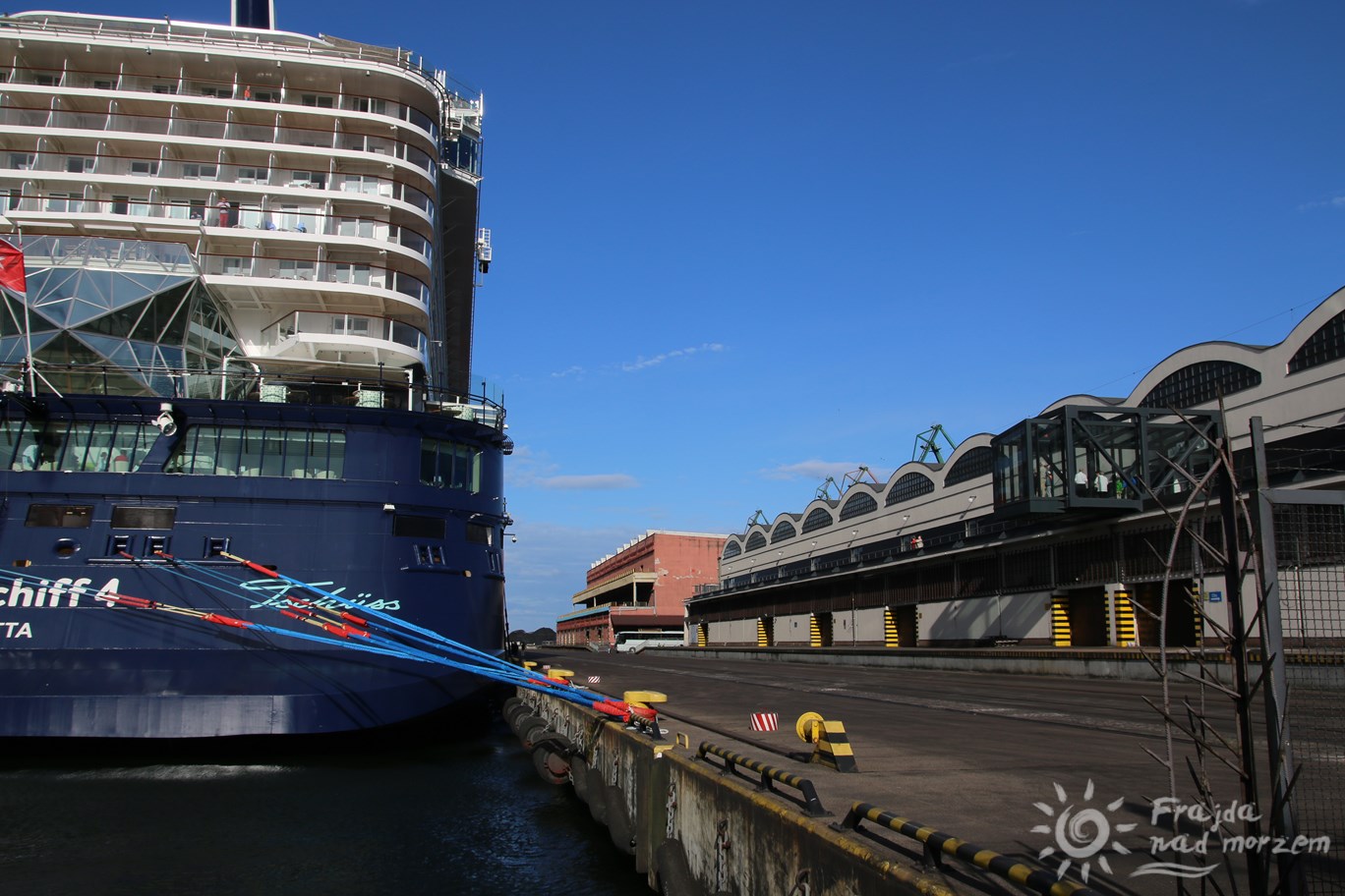 Mein Schiff 4