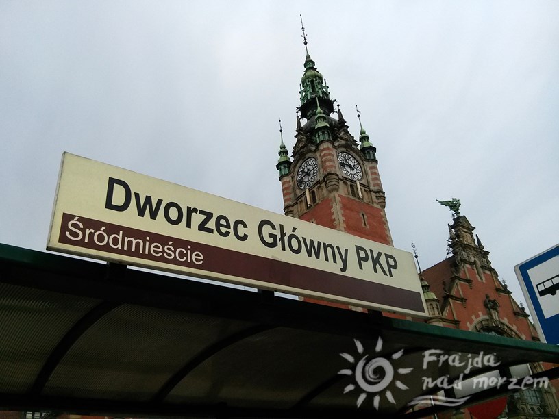 W oczekiwaniu na autobus w Gdańsku