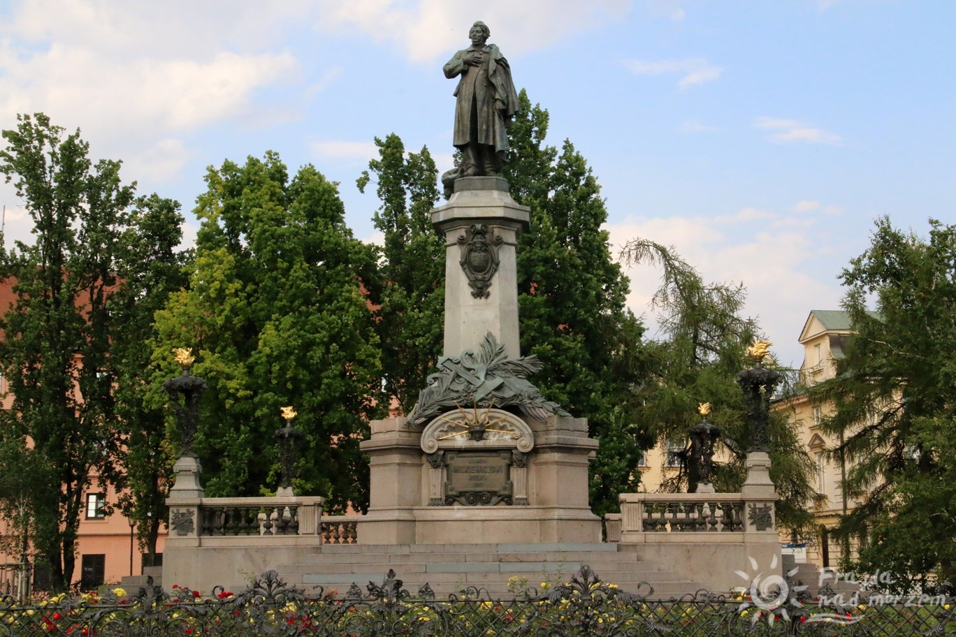 Pomnik Adama Mieckiewicza 